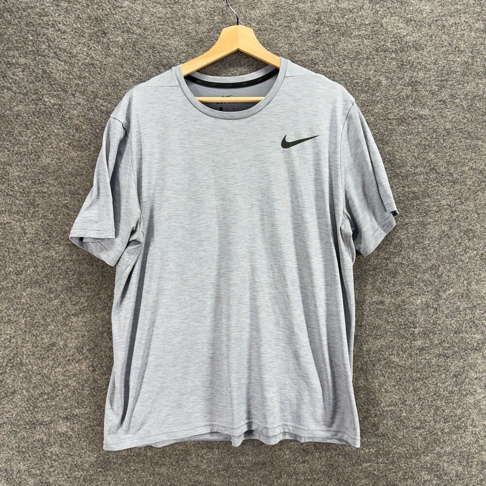 Nike T-Shirt Men XL Gray Dri Fir Crew Neck Short Sleeve Pullover Regular Fit